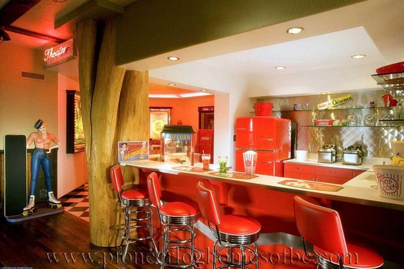 木别墅餐厅厨房欣赏二6507 帖子ID:1993-木图网-木结构之家 www.woodpic.cn