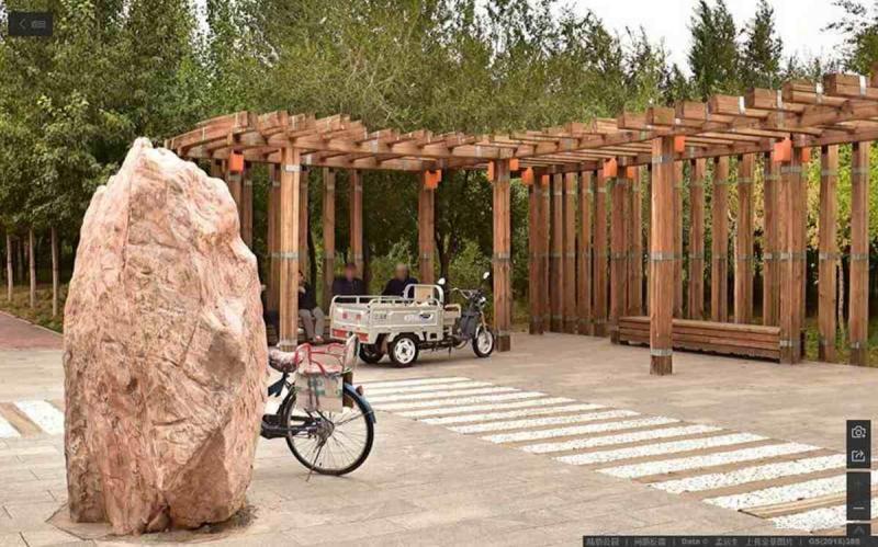 内蒙古二连浩特市陆桥公园防腐木廊架5669 帖子ID:2250-木图网-木结构之家 www.woodpic.cn