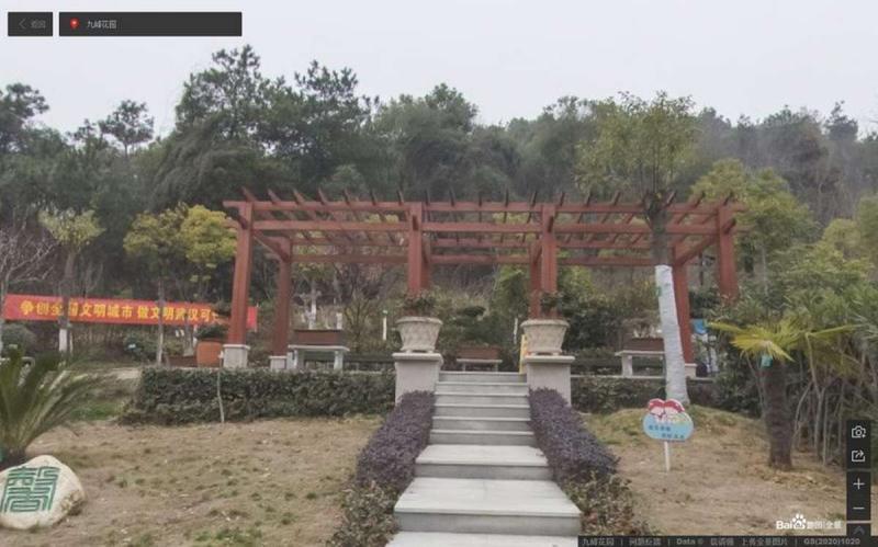 四川省乐山市峨眉山市七里坪温泉公寓酒店景观花架5129 帖子ID:2256-木图网-木结构之家 www.woodpic.cn