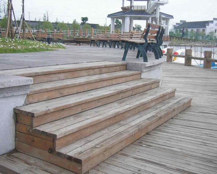 防腐木平台欣赏二七1343 帖子ID:2399-木图网-木结构之家 www.woodpic.cn