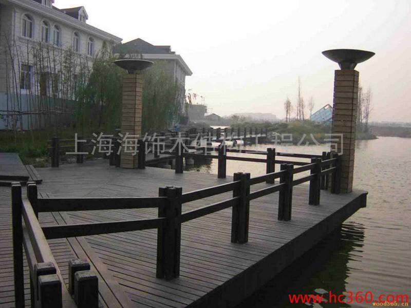 防腐木平台欣赏二八6650 帖子ID:2400-木图网-木结构之家 www.woodpic.cn