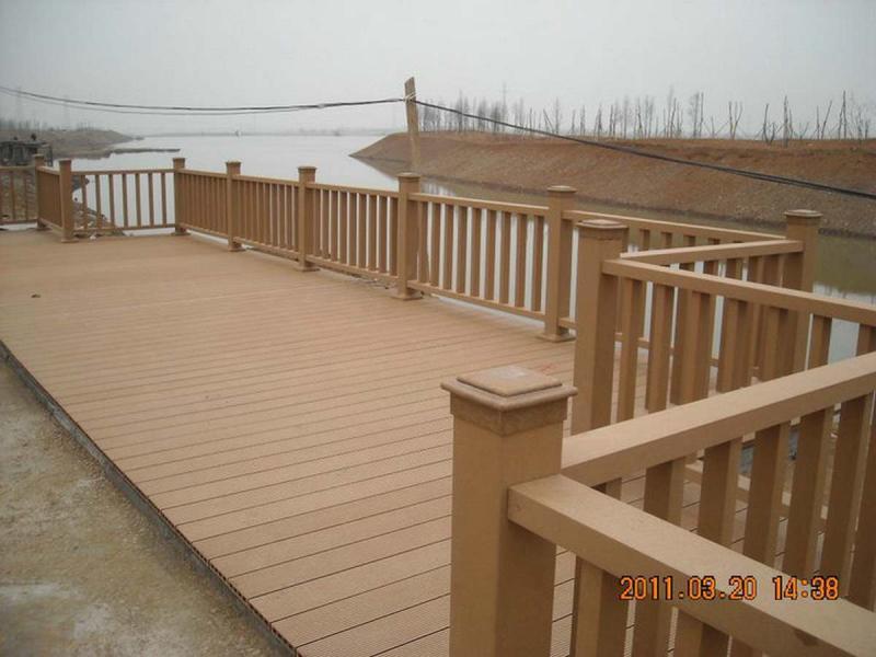 防腐木平台欣赏三十1138 帖子ID:2402-木图网-木结构之家 www.woodpic.cn