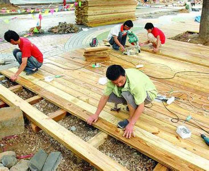 防腐木平台欣赏三三1718 帖子ID:2405-木图网-木结构之家 www.woodpic.cn