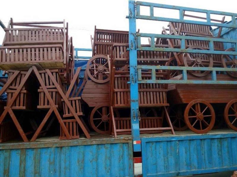 防腐木花箱欣赏二六6375 帖子ID:2438-木图网-木结构之家 www.woodpic.cn