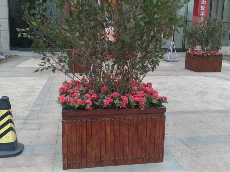 防腐木花箱欣赏二八5429 帖子ID:2440-木图网-木结构之家 www.woodpic.cn