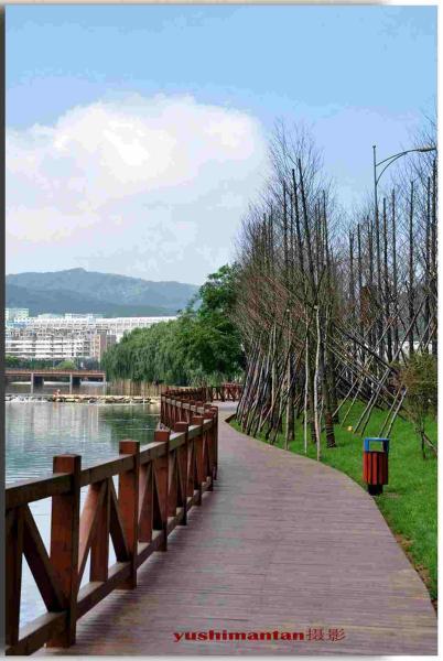 防腐木栈道欣赏五8632 帖子ID:2632-木图网-木结构之家 www.woodpic.cn
