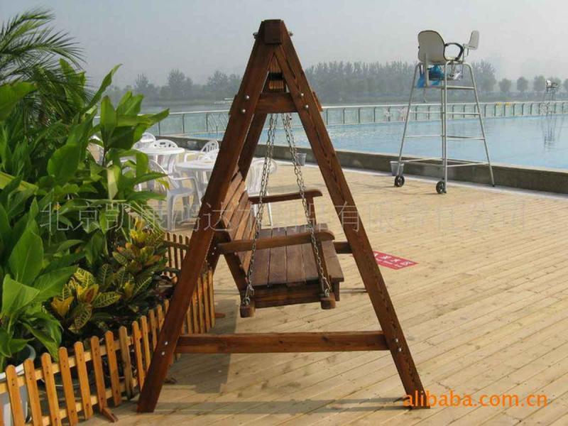 防腐木秋千欣赏三二6515 帖子ID:2561-木图网-木结构之家 www.woodpic.cn