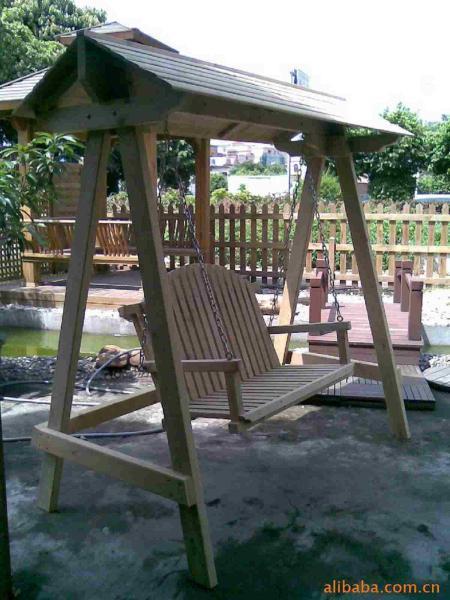 防腐木秋千欣赏三五3405 帖子ID:2564-木图网-木结构之家 www.woodpic.cn