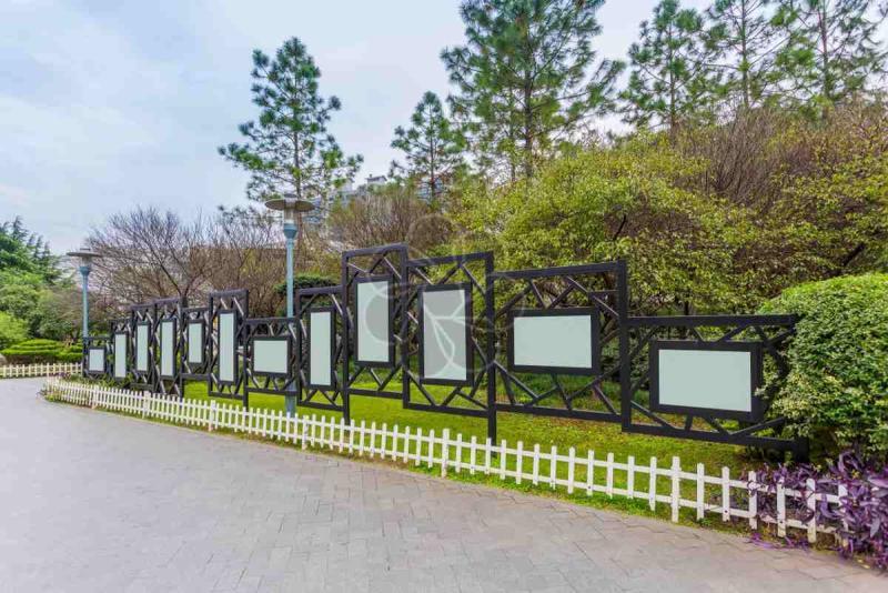 防腐木宣传栏欣赏二十2000 帖子ID:2827-木图网-木结构之家 www.woodpic.cn