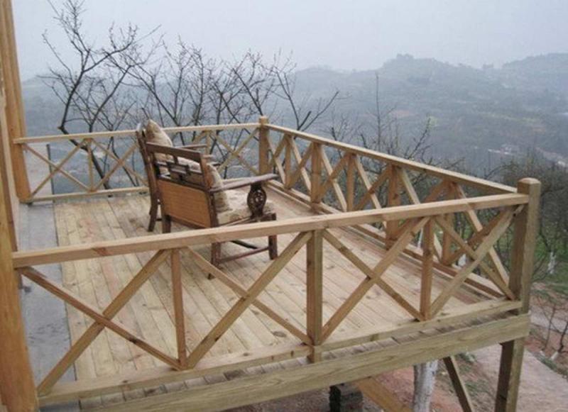 防腐木栏杆欣赏四十二1875 帖子ID:2832-木图网-木结构之家 www.woodpic.cn