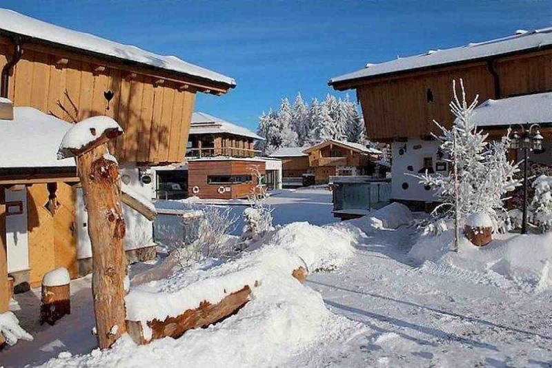 河边的一所木屋别墅255 帖子ID:2955-木图网-木结构之家 www.woodpic.cn