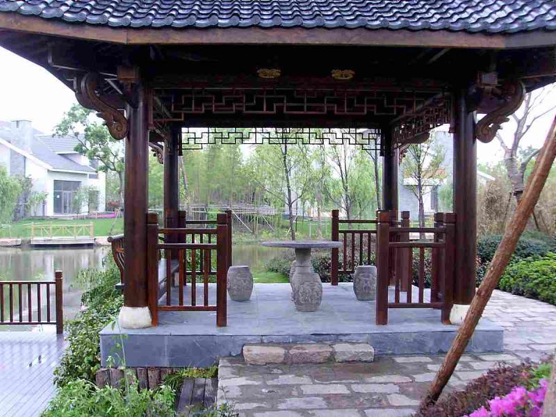 上海兰桥圣菲别墅庭院景观亭8479 帖子ID:2972-木图网-木结构之家 www.woodpic.cn