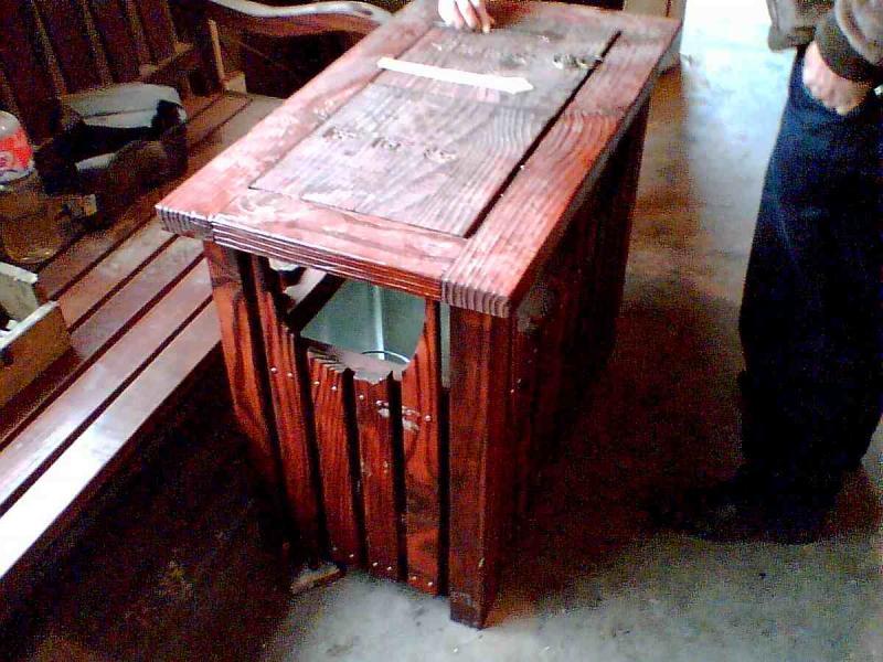 表面炭化木景观垃圾筒8594 帖子ID:2978-木图网-木结构之家 www.woodpic.cn