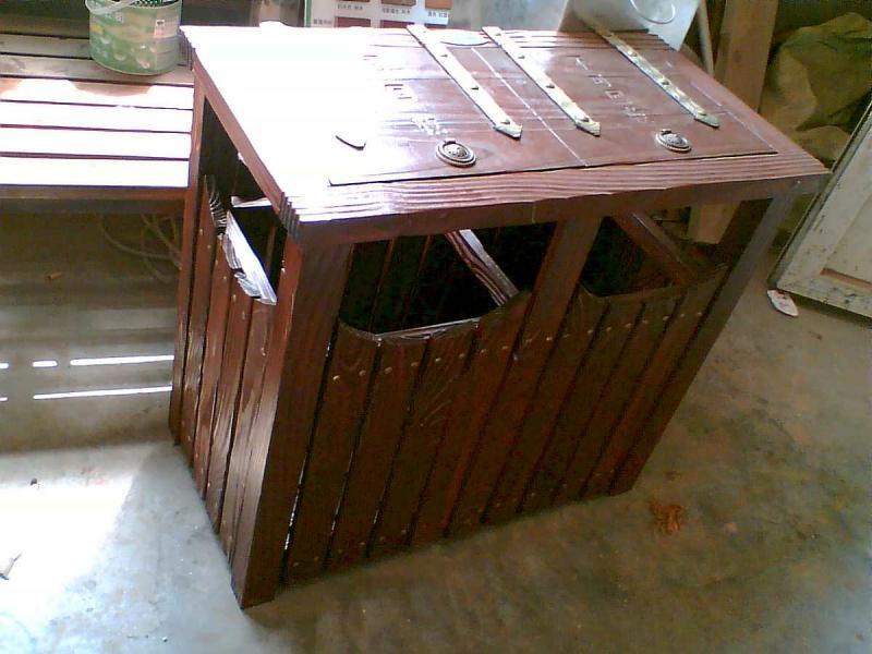 表面炭化木景观垃圾筒120 帖子ID:2978-木图网-木结构之家 www.woodpic.cn