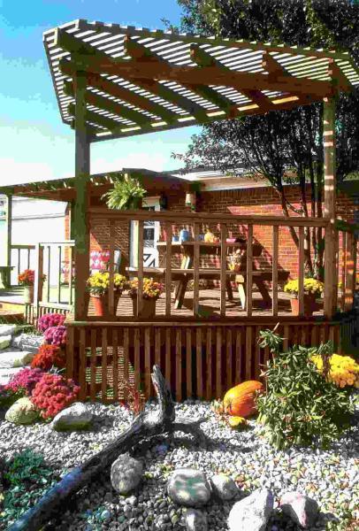 防腐木庭院景观欣赏一7658 帖子ID:2889-木图网-木结构之家 www.woodpic.cn