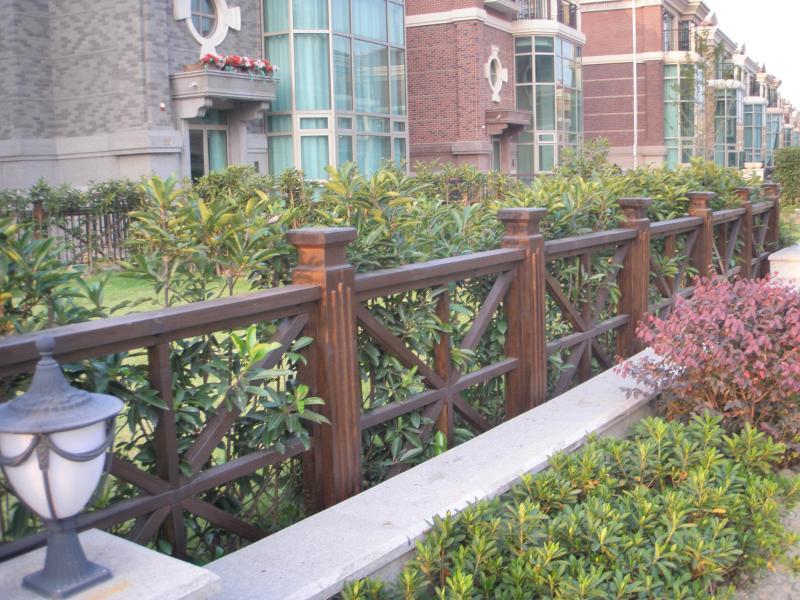 防腐木米字型木栏杆4368 帖子ID:963-木图网-木结构之家 www.woodpic.cn