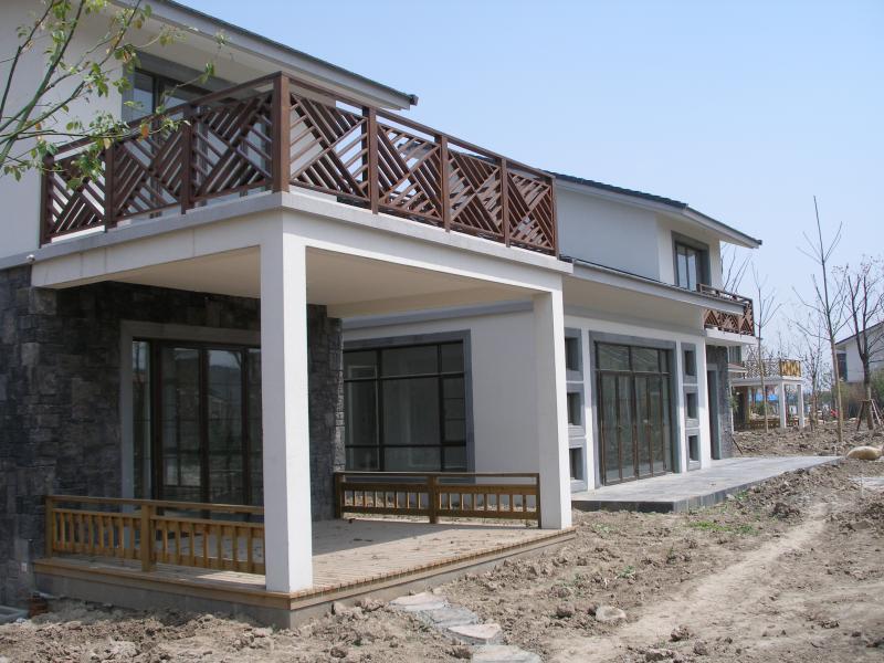 防腐木米字型木栏杆5493 帖子ID:963-木图网-木结构之家 www.woodpic.cn