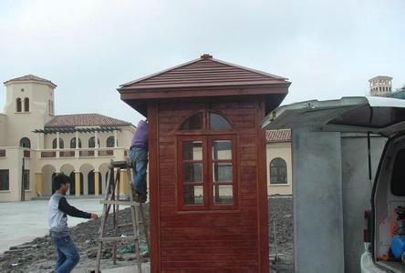 防腐木移动式岗亭9918 帖子ID:990-木图网-木结构之家 www.woodpic.cn