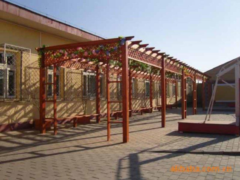 木花架欣赏二零零五二三2728 帖子ID:1282-木图网-木结构之家 www.woodpic.cn