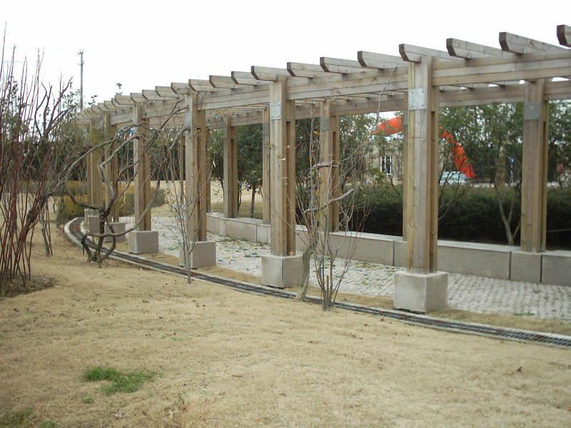 木花架欣赏二零零五一零五2522 帖子ID:1364-木图网-木结构之家 www.woodpic.cn