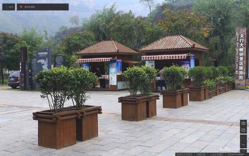 河南省安阳市林州市太行大峡谷景区户外防腐木花箱2694 帖子ID:1482-木图网-木结构之家 www.woodpic.cn