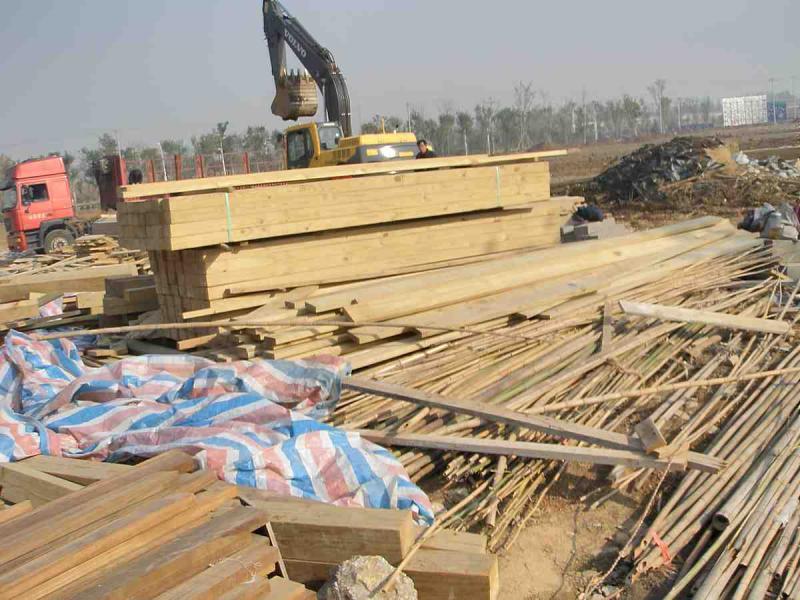 防腐木进场准备施工8766 帖子ID:1507-木图网-木结构之家 www.woodpic.cn