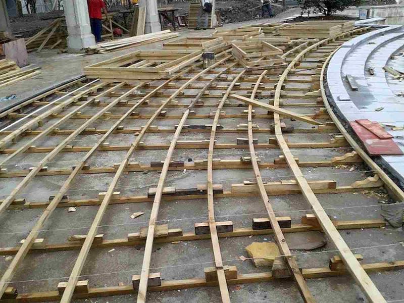 木平台施工现场9776 帖子ID:1508-木图网-木结构之家 www.woodpic.cn