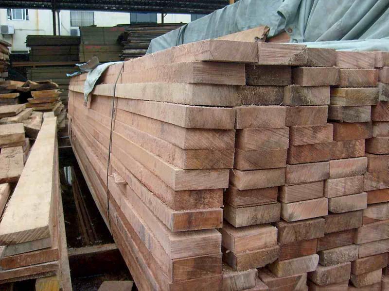 硬木加工圆木堆场9215 帖子ID:1537-木图网-木结构之家 www.woodpic.cn