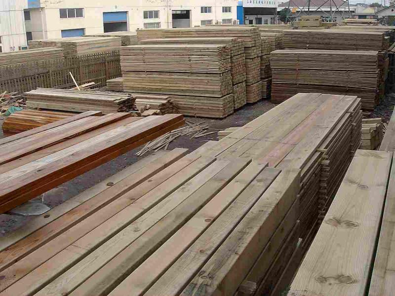 露天板材堆场1050 帖子ID:1538-木图网-木结构之家 www.woodpic.cn