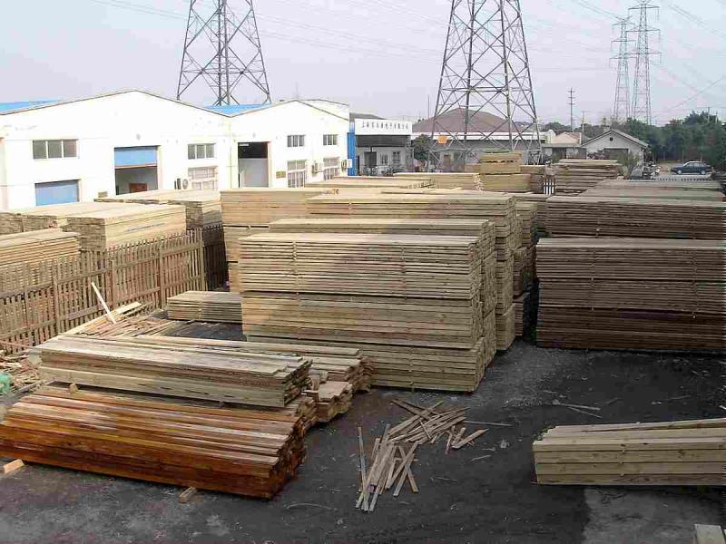 露天板材堆场2568 帖子ID:1538-木图网-木结构之家 www.woodpic.cn