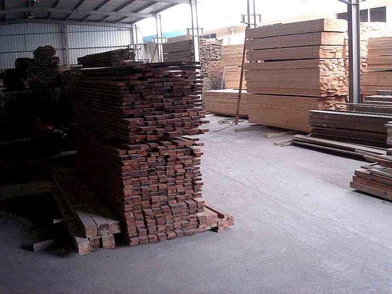 室内仓库加工板材堆料9174 帖子ID:1539-木图网-木结构之家 www.woodpic.cn