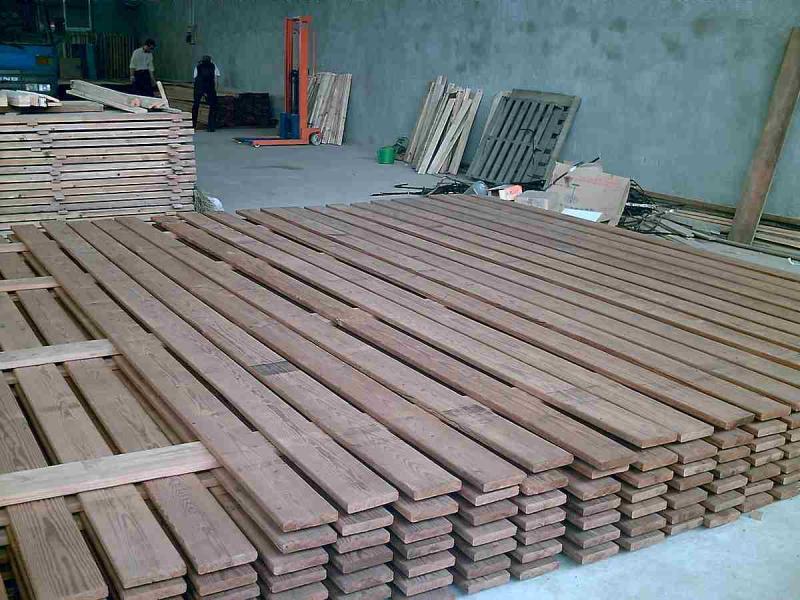 深度炭化木加工堆场2428 帖子ID:1540-木图网-木结构之家 www.woodpic.cn