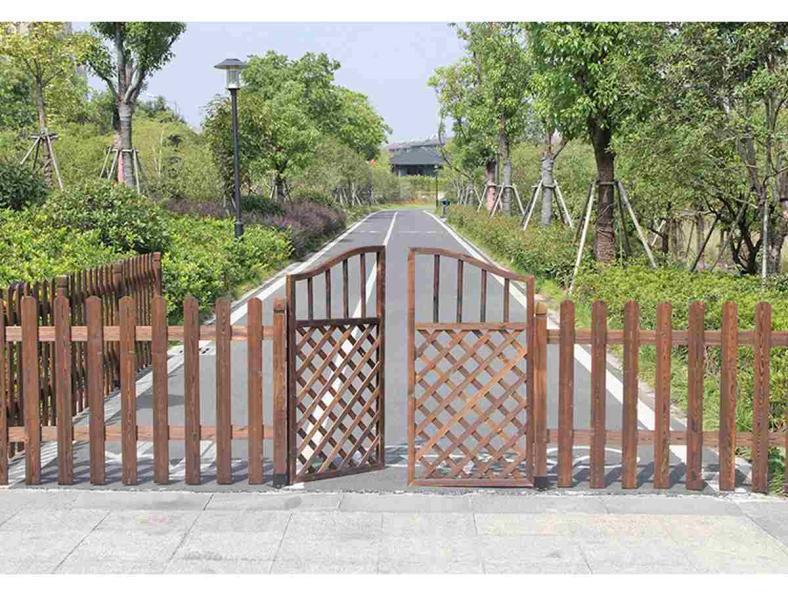 防腐木栏杆欣赏三4648 帖子ID:1716-木图网-木结构之家 www.woodpic.cn