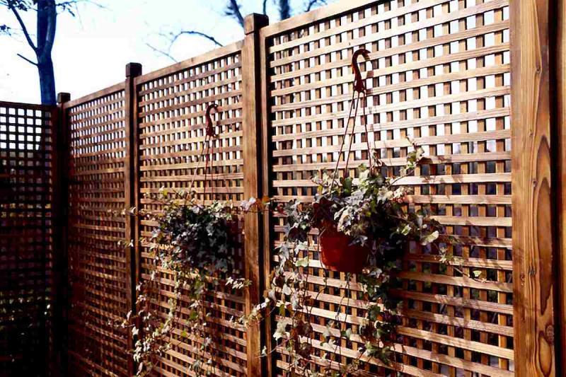 防腐木栏杆欣赏四6071 帖子ID:1717-木图网-木结构之家 www.woodpic.cn