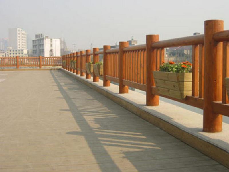 防腐木栏杆欣赏五7963 帖子ID:1718-木图网-木结构之家 www.woodpic.cn