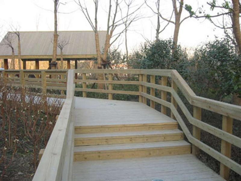 防腐木栏杆欣赏五8793 帖子ID:1718-木图网-木结构之家 www.woodpic.cn