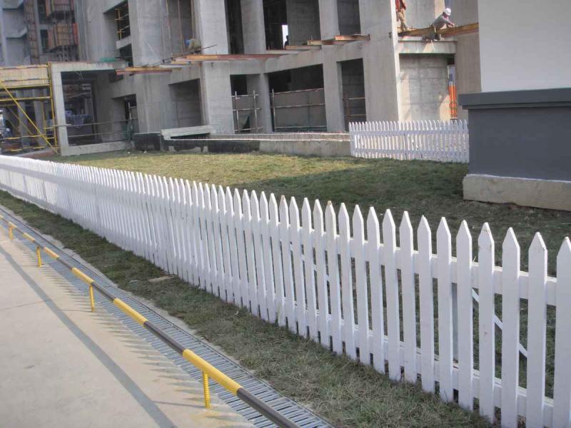 防腐木栏杆欣赏十5050 帖子ID:1723-木图网-木结构之家 www.woodpic.cn