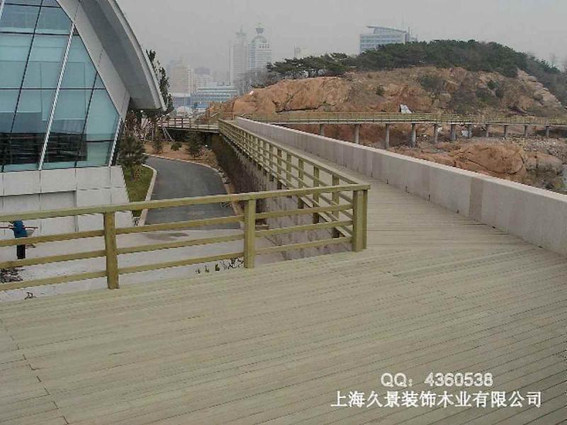 防腐木栏杆欣赏十三339 帖子ID:1726-木图网-木结构之家 www.woodpic.cn