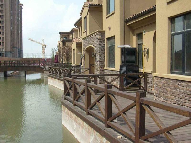 防腐木栏杆欣赏十五8697 帖子ID:1728-木图网-木结构之家 www.woodpic.cn