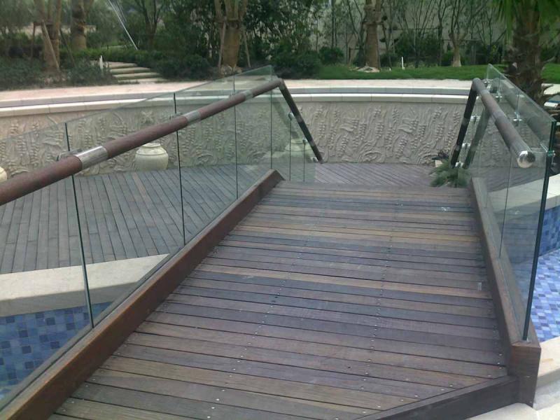 防腐木栏杆欣赏六8540 帖子ID:1719-木图网-木结构之家 www.woodpic.cn