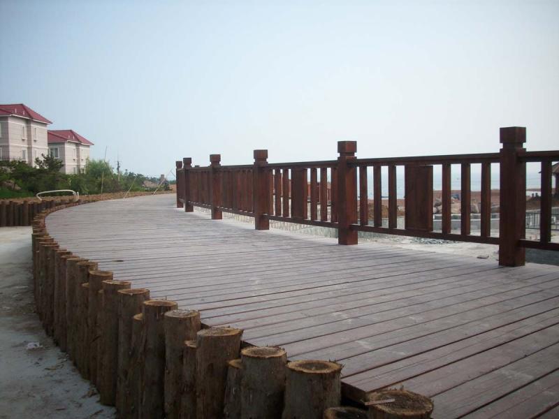 防腐木栏杆欣赏八6928 帖子ID:1721-木图网-木结构之家 www.woodpic.cn