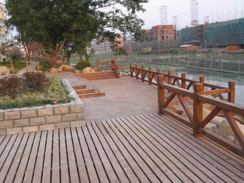 防腐木栏杆欣赏八1428 帖子ID:1721-木图网-木结构之家 www.woodpic.cn