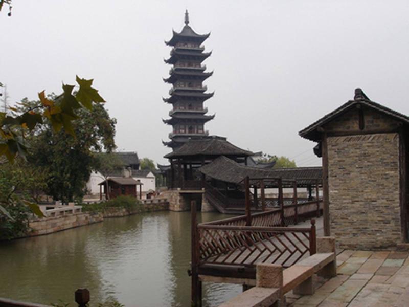 防腐木栏杆欣赏九4833 帖子ID:1722-木图网-木结构之家 www.woodpic.cn