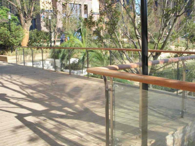 防腐木栏杆欣赏二十三3509 帖子ID:1736-木图网-木结构之家 www.woodpic.cn