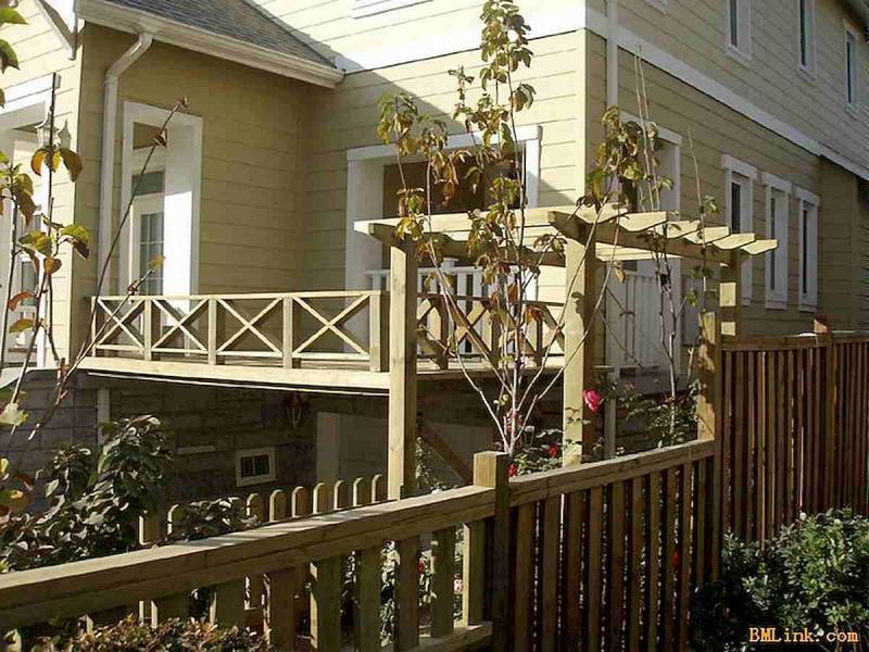 防腐木栏杆欣赏二十三260 帖子ID:1736-木图网-木结构之家 www.woodpic.cn