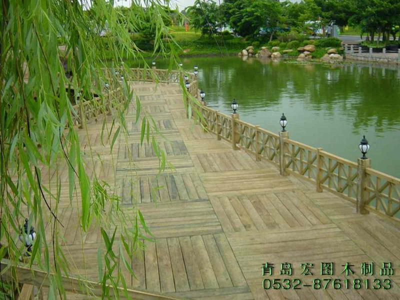 防腐木栏杆欣赏二十四8161 帖子ID:1737-木图网-木结构之家 www.woodpic.cn