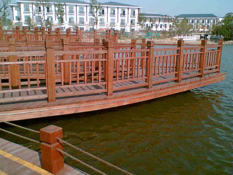 防腐木栏杆欣赏二十五1022 帖子ID:1738-木图网-木结构之家 www.woodpic.cn