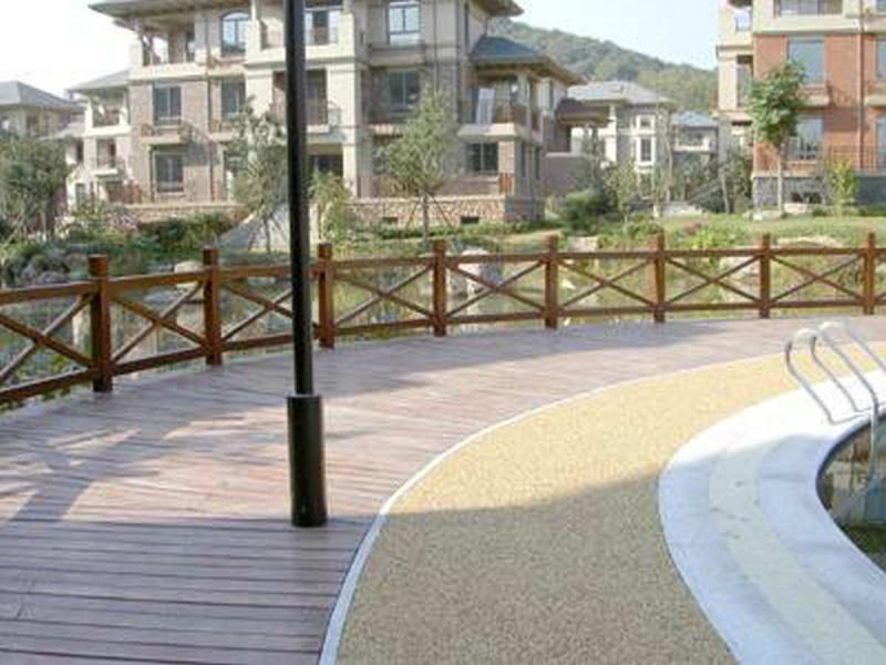 防腐木栏杆欣赏十六2005 帖子ID:1729-木图网-木结构之家 www.woodpic.cn