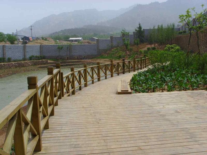 防腐木栏杆欣赏十九4626 帖子ID:1732-木图网-木结构之家 www.woodpic.cn