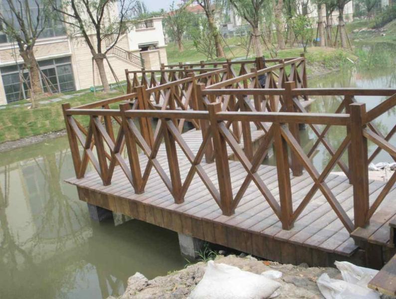 防腐木栏杆欣赏二十六7931 帖子ID:1739-木图网-木结构之家 www.woodpic.cn